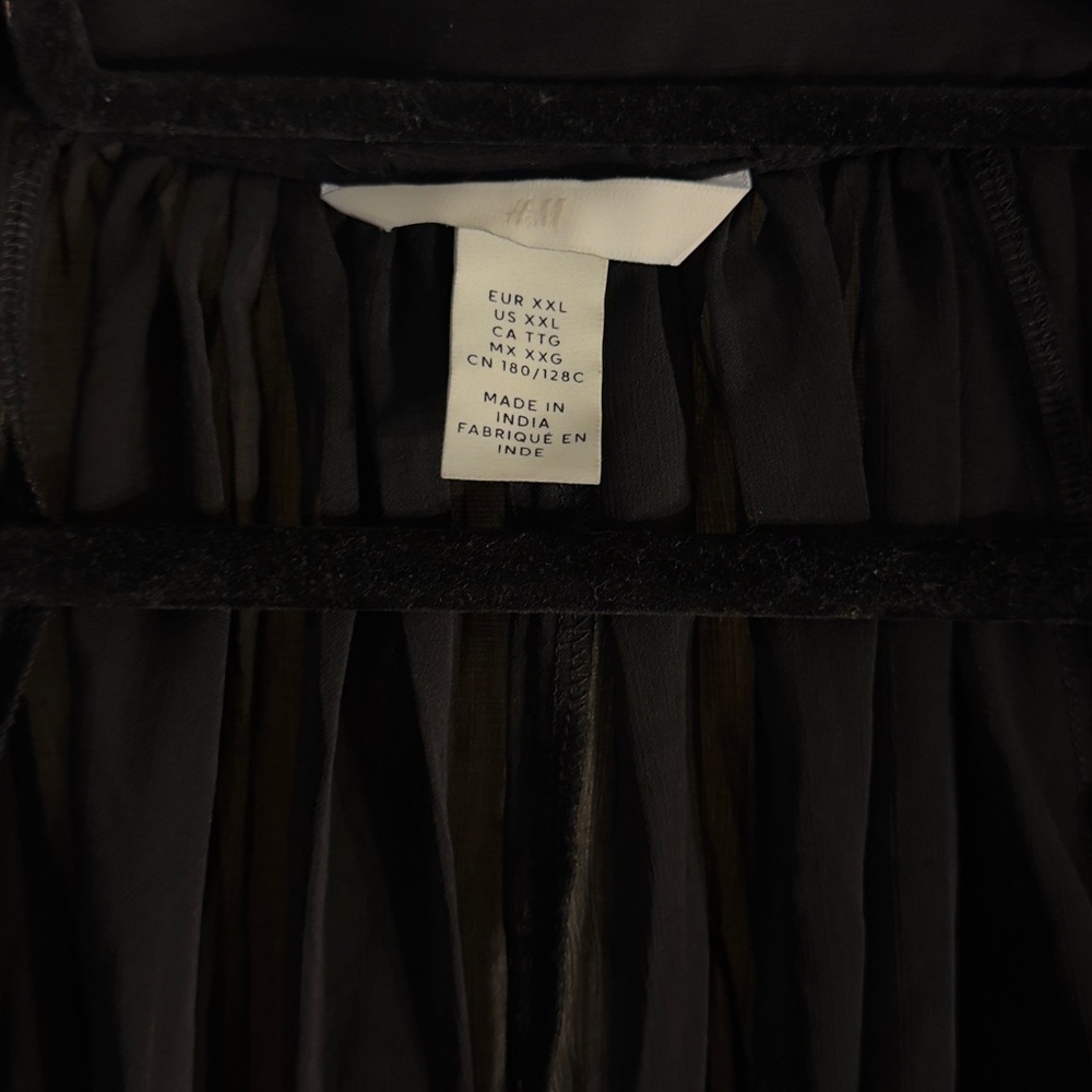 H&M Black Sheer Top - Picture 2 of 4